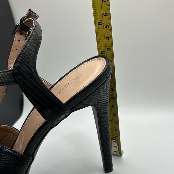 BCBGeneration Black High Heel Sandals heel 5 inch - Picture 12 of 12